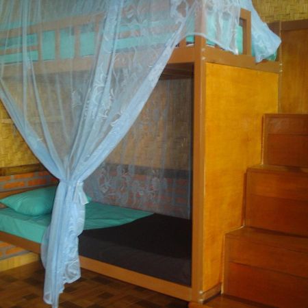 Dormitory Sedap Malam Singaraja Exterior foto